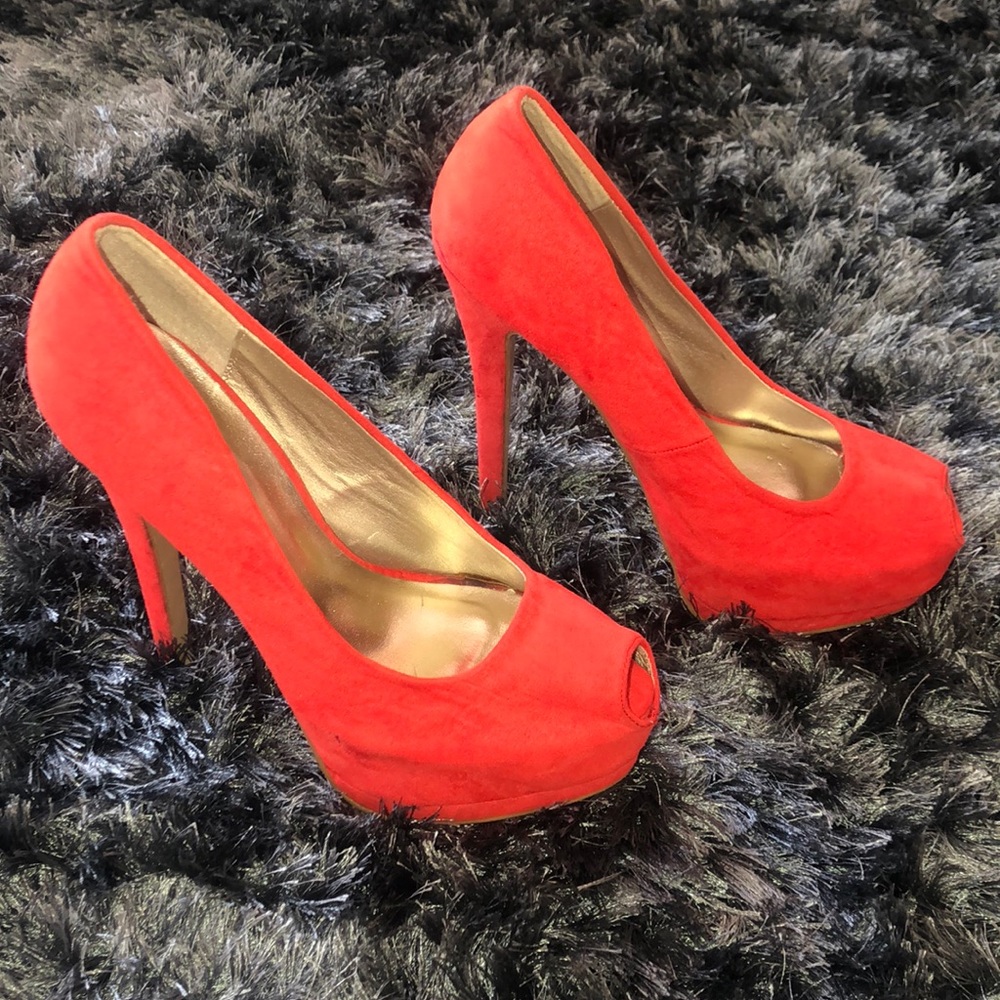 Platform heels